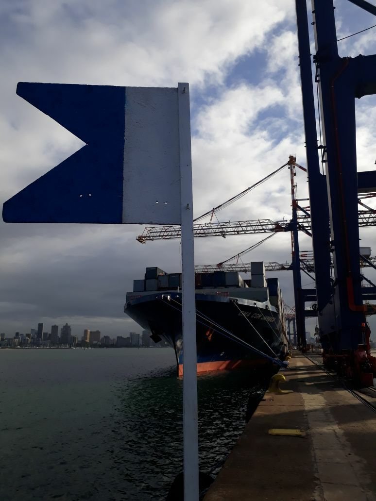 Port diving operations